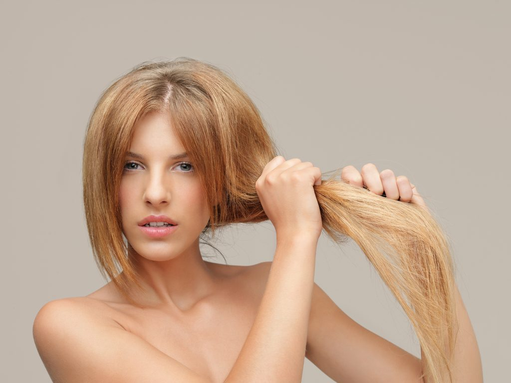 Capelli sfibrati