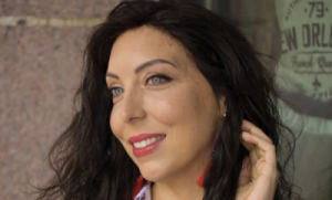 TESTIMONIALS - Erica img + txt